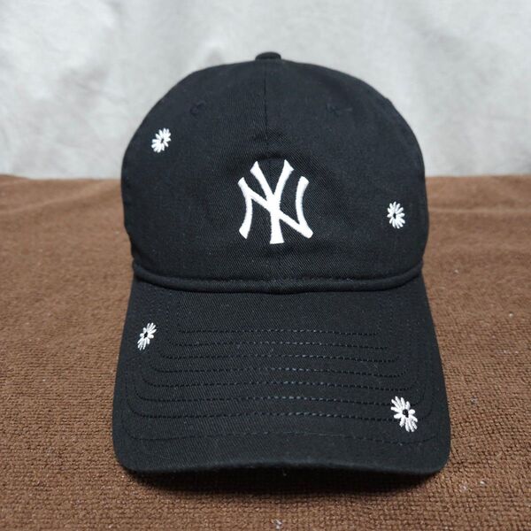 NEW ERA ニューエラ ブラック 黒 ミニフラワー キャップ 古着