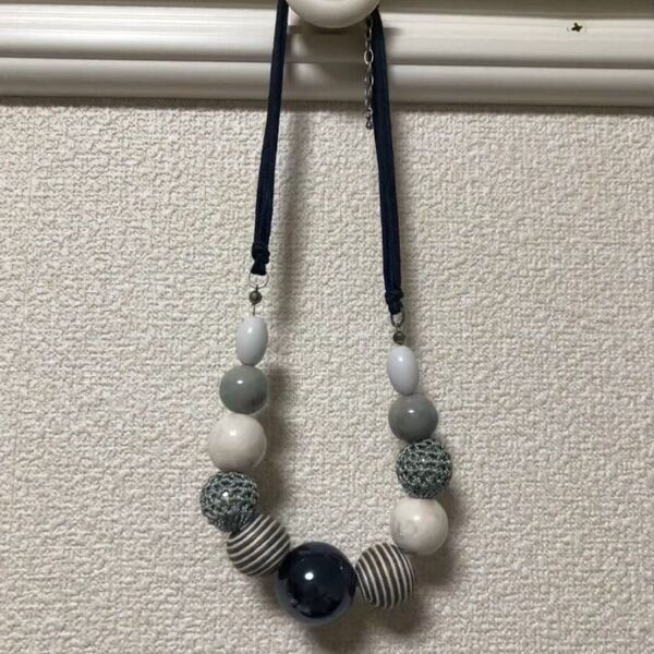 ネックレス アクセサリー ペンダント カジュアルビーズネックレス グレー ホワイト ネイビー おおぶり コットンパール