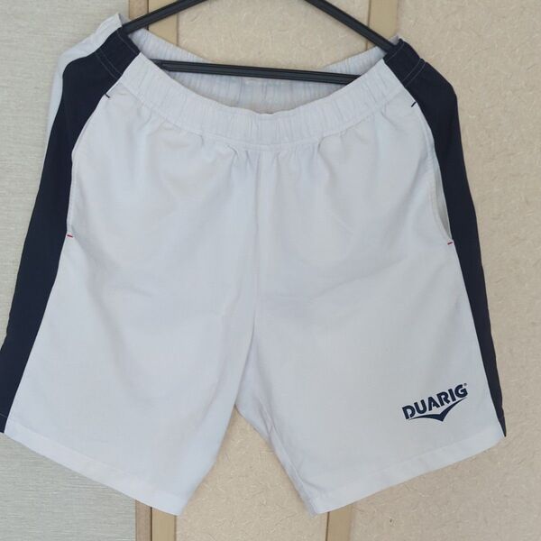 DUARIG ハーフパンツ ホワイト×ネイビー