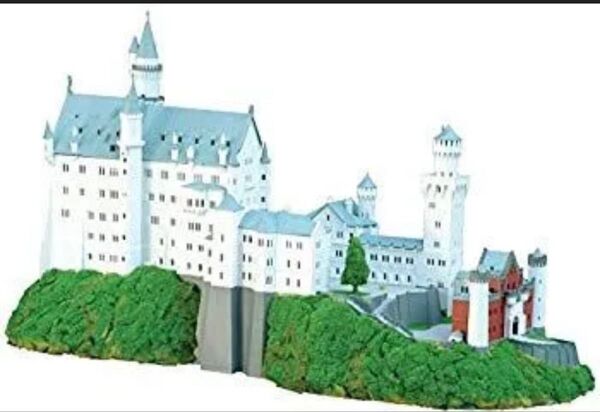【中古】(未使用・未開封品) 童友社 1/220 ドイツの古城 ノイシュバンシュタイン城 プラモデル NSC ar3p5n1