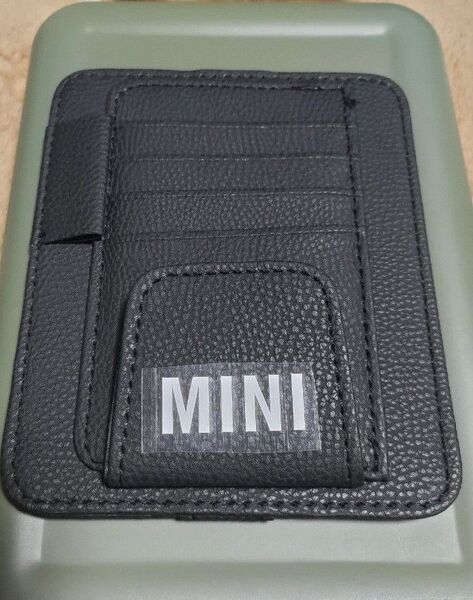 MINI レザーサンバイザーカ―ドホルダー。激安価格値引き交渉不可。