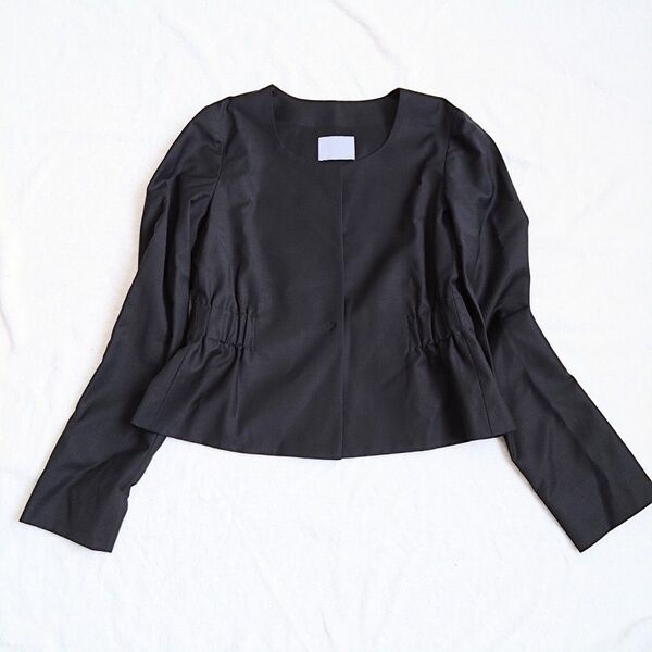 セオリーリュクス theory luxe ノーカラージャケット 38 ネイビー エグゼクティブ 日本製 美品 紺 ノーカラー