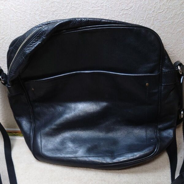 BALLY レザーショルダーバッグ