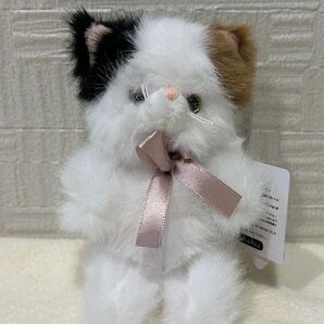 Tino 猫キーホルダー オーバータッシェ みけねこ