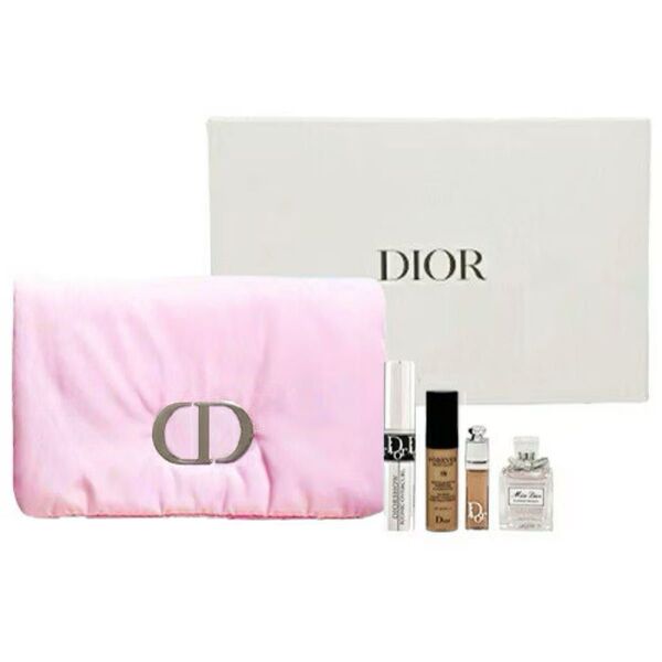 DIOR ノベルティ ポーチ