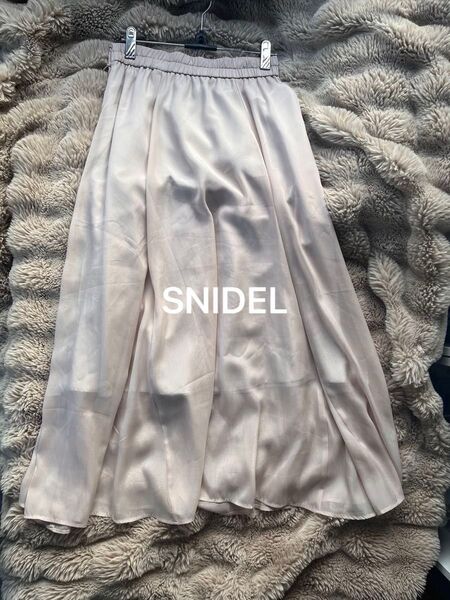 SNIDEL ロングスカート ホワイト フレア Aライン ウエストゴム