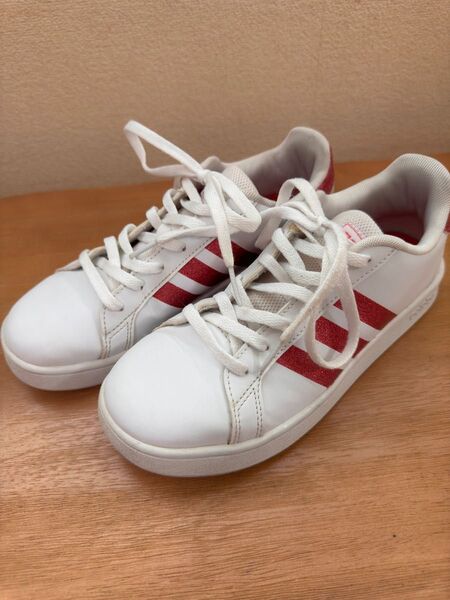 adidas スニーカー 21.5cm