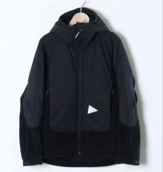 and wander PERTEX wind fleece hoodie ブラック