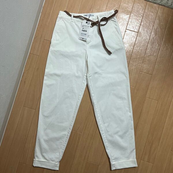 【新品タグ付き】ZARA パンツ オフホワイト 34