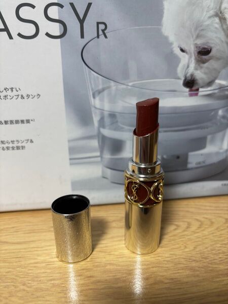 Yves Saint Laurent ルージュ ヴォリュプテ ロックシャイン2