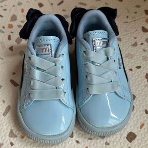 PUMA ベビーシューズ リボン付き エナメル 12cm