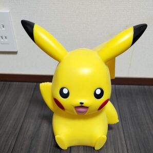 ピカチュウ貯金箱