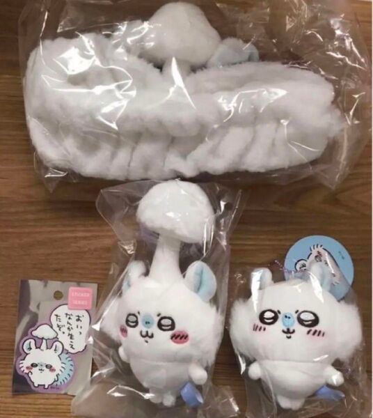 ちいかわ モモンガセット寄生されちゃったもちっとぷちミニマスコットヘアバンドスマホに貼れるサイズのステッカー