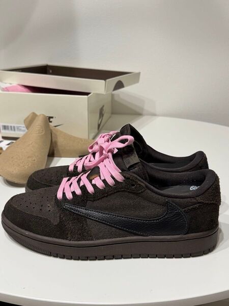 Travis Scott ★Air Jordan Dark Mocha"