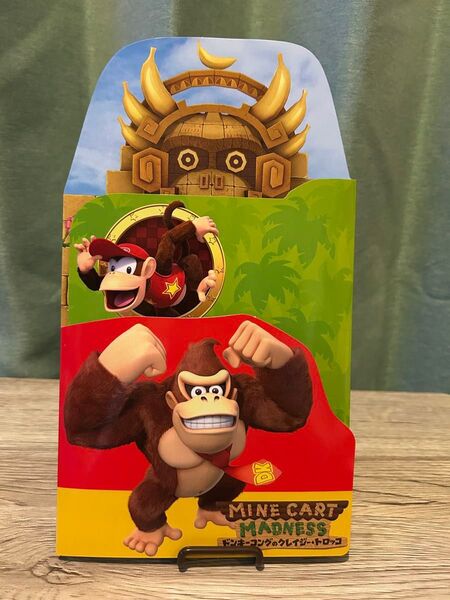USJ ドンキーコングのクレイジー・トロッコ フォトアルバム台紙とマリオのおみやげ袋