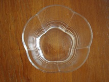 コップ　ガラス製　梅型　漂白済　５個　美品_画像5
