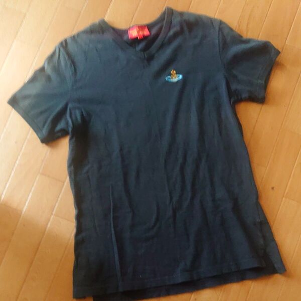 ヴィヴィアンウエストウッドTシャツ