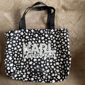 カールラガーフェルド 軽量 大容量 不明点ご質問ください