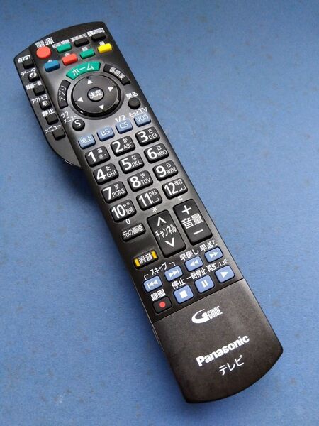 Panasonic純正 TV リモコンN2QAYB000848 中古 201