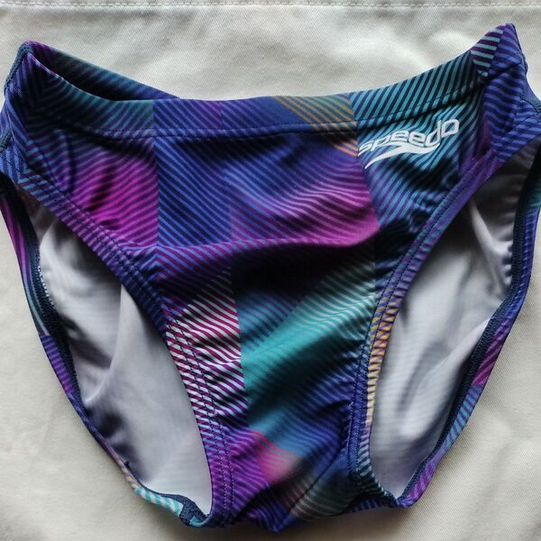 Vパン speedo