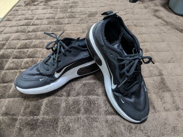 NIKE AIRMAX 23.5cm