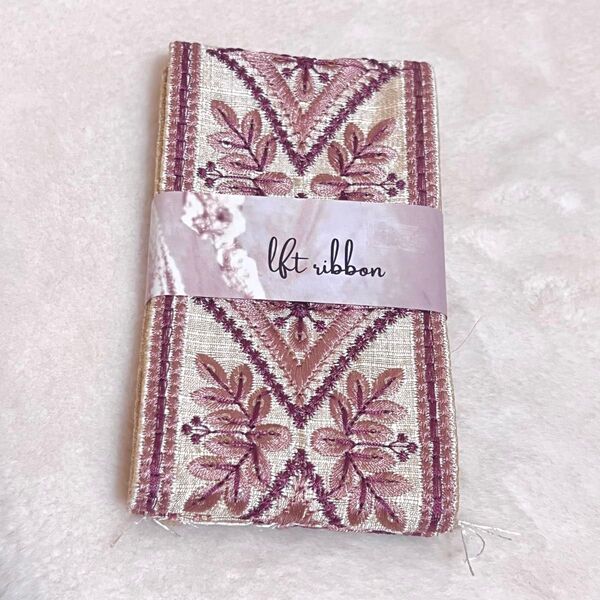 期間限定SALE☆特別価格☆太幅 インド刺繍リボン☆1m