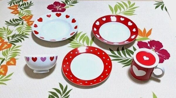 ハート柄 食器 お茶碗 マグカップ 深皿 丸皿 平皿 まとめ売り