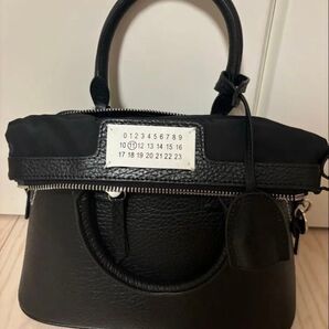 新品ショルダーバッグ ブラック