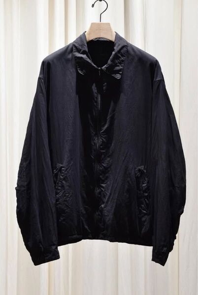 ●新品未使用【comoli】25ssシルク製品染ブルゾン サイズ3