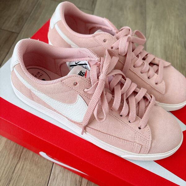 NIKE スニーカー ピンク スエード