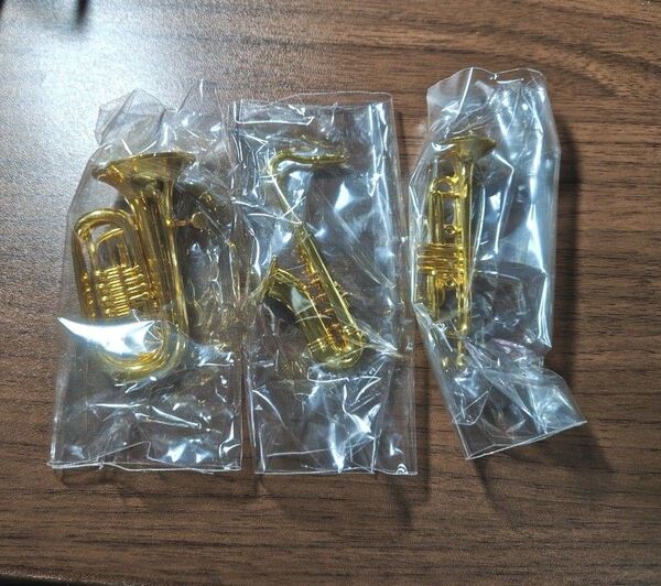 ミニチュア楽器 3個セット ゴールド 新品未使用 ユーフォ サックス トランペット