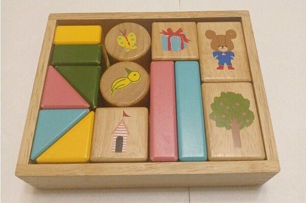 【おもちゃ】おとつみき くまのがっこう 積み木 知育玩具 外箱有り