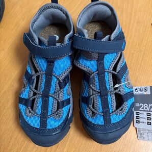 18サンダル 青/グレー ストラップ付き ケシュア