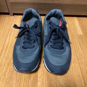 PRADA ローカットスニーカー