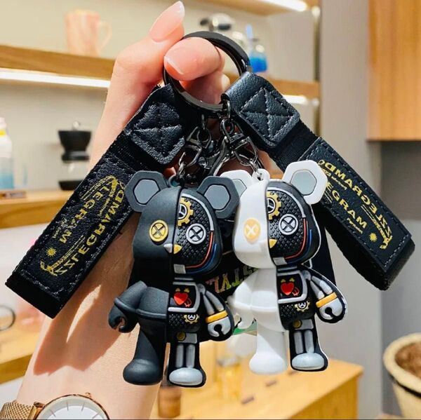 送料無料!キーホルダー ハーフスカル クマ バッグチャーム くま ベアー