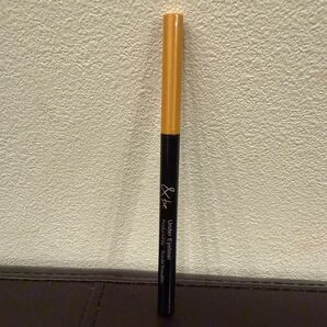 メイベリン アンダーアイライナー ゴールドパール