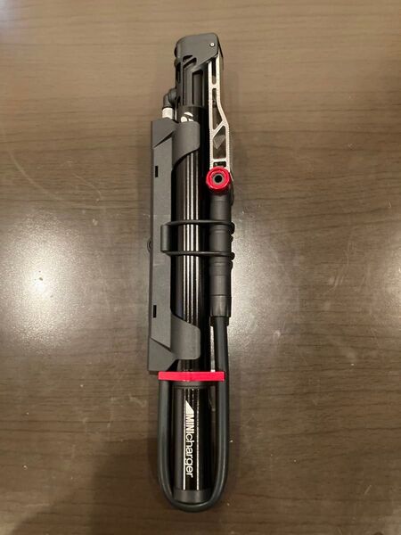 ボントレガー ミニチャージャーフロア ポンプ