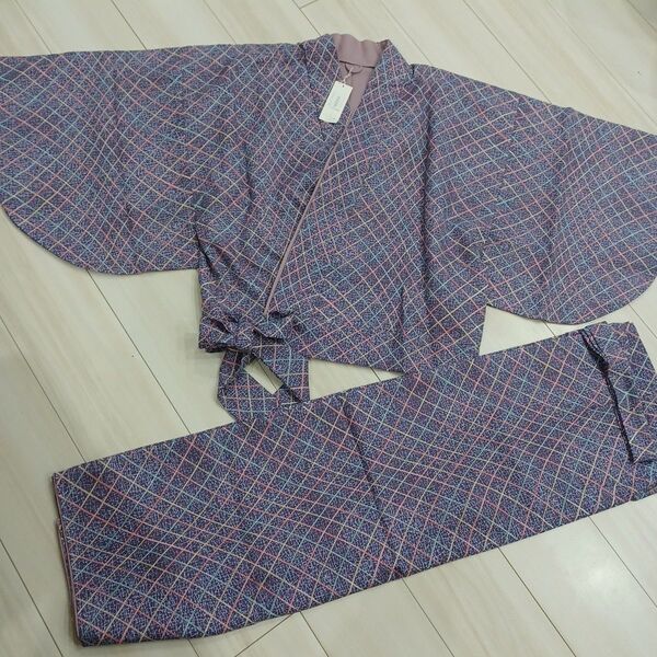 新品☆ 日本製!紫系格子模様 上品な藤色 二部式着物