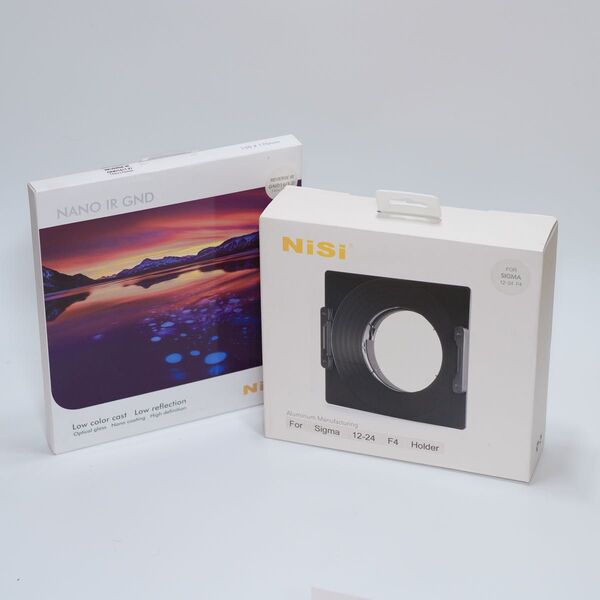 ニシ グラデーション フィルター とSigma シグマ 広角レンズ12-24 F4用ホルダー