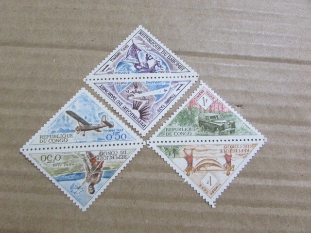 △△外国の珍しい三角切手△△ 20枚アソート B 樹脂・レジン