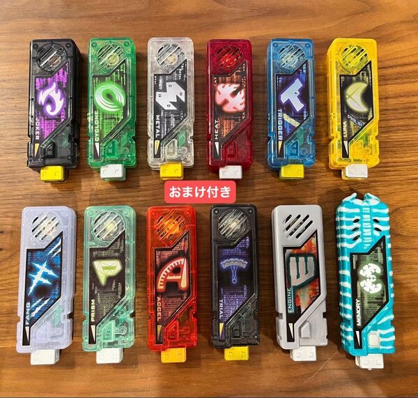 仮面ライダー ガイアメモリ おまけ付き ダブル セット アクセル ストラップ【検索用 ブルーアイズ 青眼】