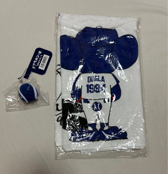 未使用品 中日ドラゴンズ ドアラ ドアラのシッポ ミニストラップ & プリントサイン フェイスタオル