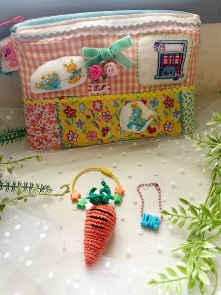 ファスナー/ポーチ&レース編み付き☆ハンドメイド☆アンティーク/ヴィンテージ