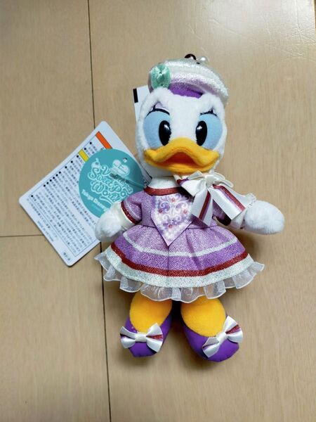 お顔厳選★デイジー ぬいぐるみバッジ ディズニー パルパルーザ ヴァネロペ