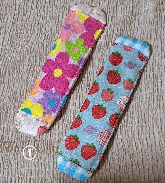 ハンドメイド 水筒紐カバー 肩紐カバー イチゴ 花柄 スイーツ 2本セット ①