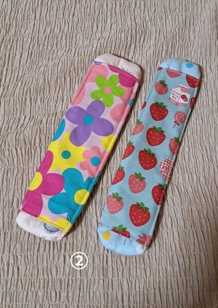 ハンドメイド 水筒紐カバー 肩紐カバー イチゴ 花柄 スイーツ 2本セット ②