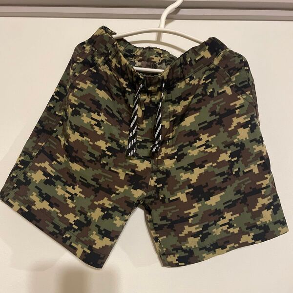 迷彩柄ハーフパンツ キッズ120cm