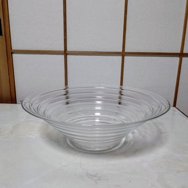 ☆一点限り☆ガラス製の高級円形フラワーベース 花器 「訳あり」