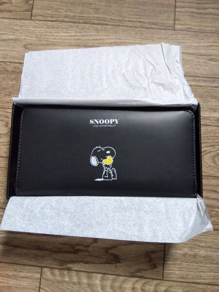 スヌーピー 長財布 ブラック