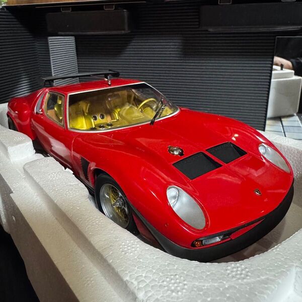 絶版未展示品 京商 1/18 ランボルギーニ イオタ SVR 2008